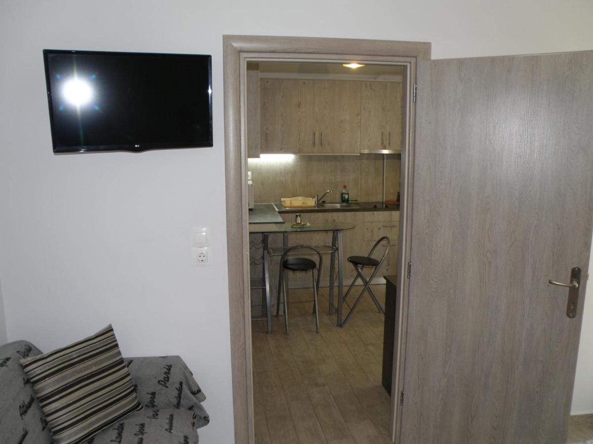 Talos Apartments And Studios Iraklio Eksteriør billede